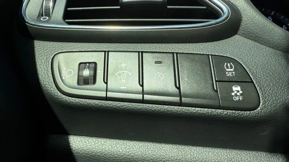 HYUNDAI i30 i30 1.0 T-GDI Modern