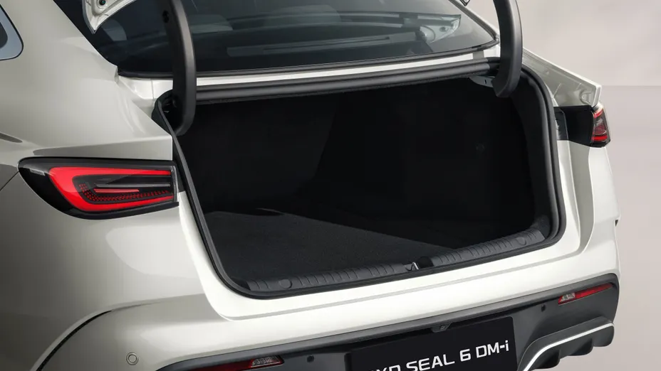 BYD Seal 6 Seal 6 DM-i 1.5 Comfort Nowy