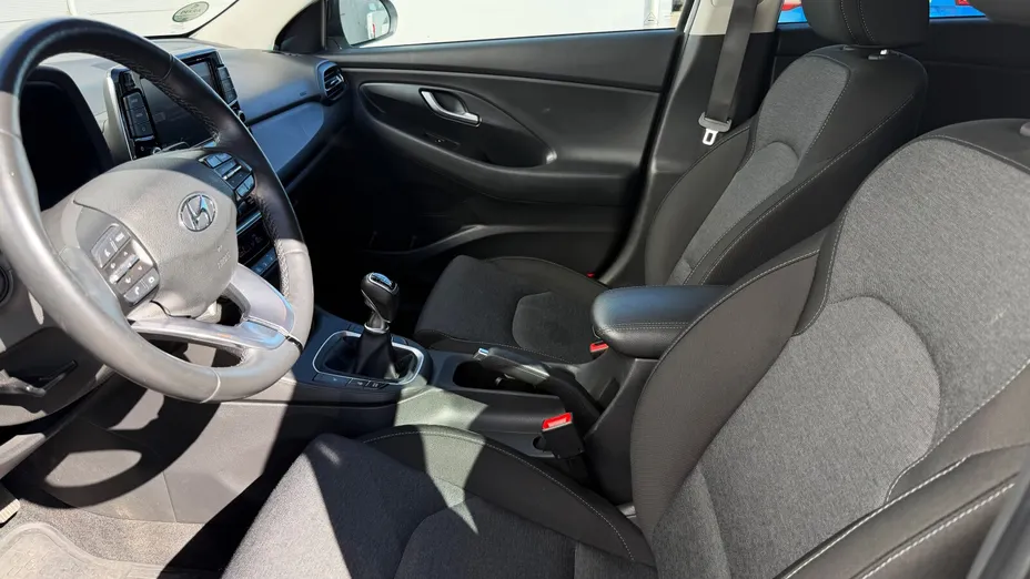 HYUNDAI i30 i30 1.5 T-GDI 48V Smart