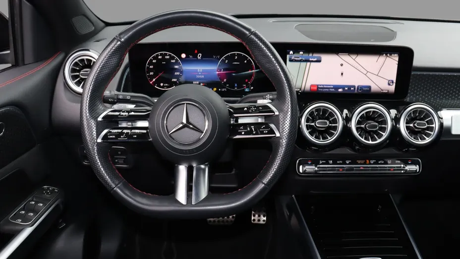 MERCEDES-BENZ GLB GLB 200 d AMG Line 8G-DCT