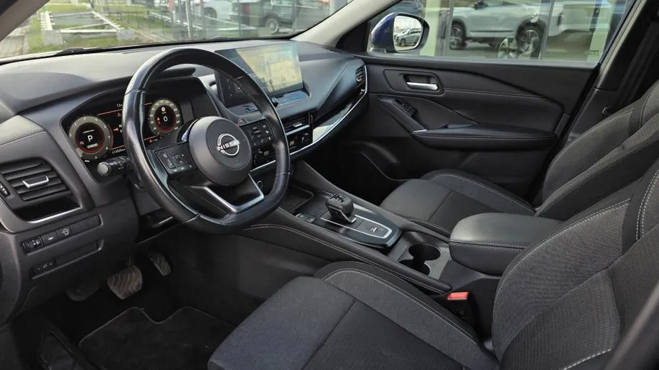 NISSAN Qashqai Qashqai 1.3 DIG-T N-Connecta DCT