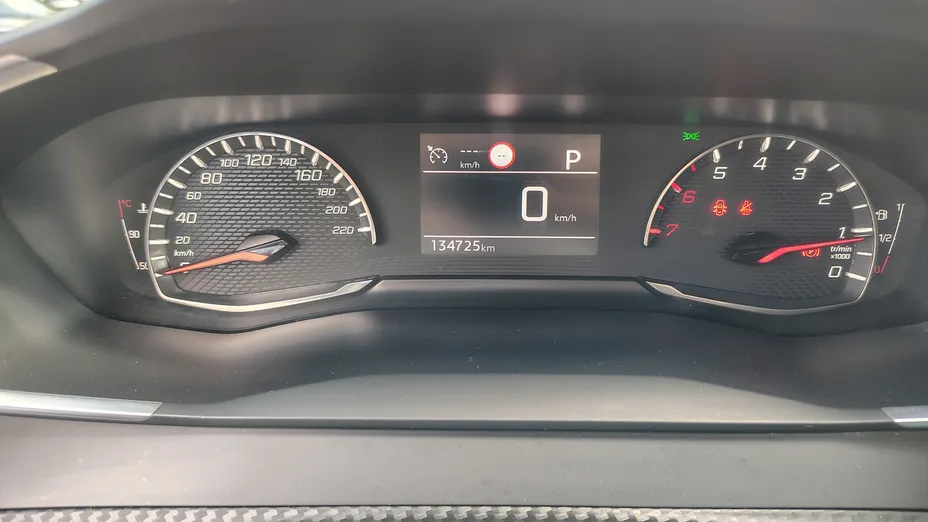 PEUGEOT 2008 2008 1.2 PureTech Active Pack S&S EAT8