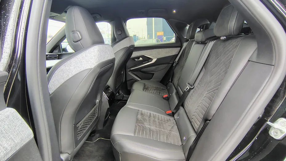 PEUGEOT 3008 3008 1.2 PureTech mHEV GT S&S e-DCS6