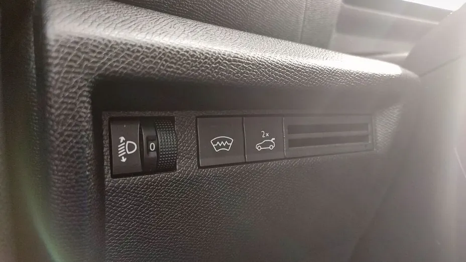 CITROEN C4 X C4 X 1.2 PureTech Max S&S EAT8