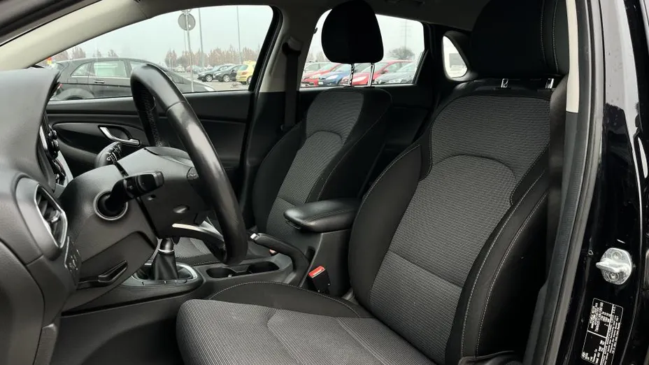 HYUNDAI i30 i30 1.5 DPI Modern