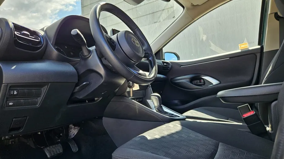 TOYOTA Yaris Yaris Hybrid 1.5 Comfort