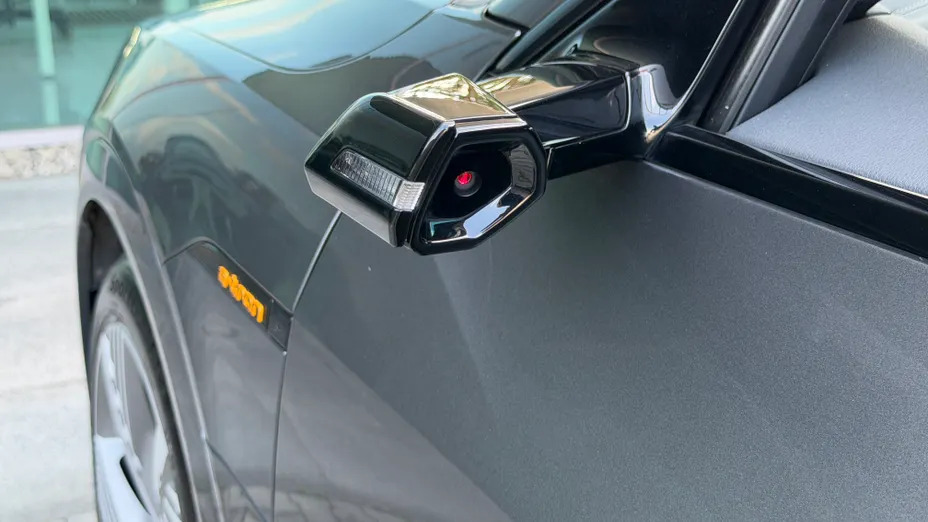 AUDI e-tron Sportback -