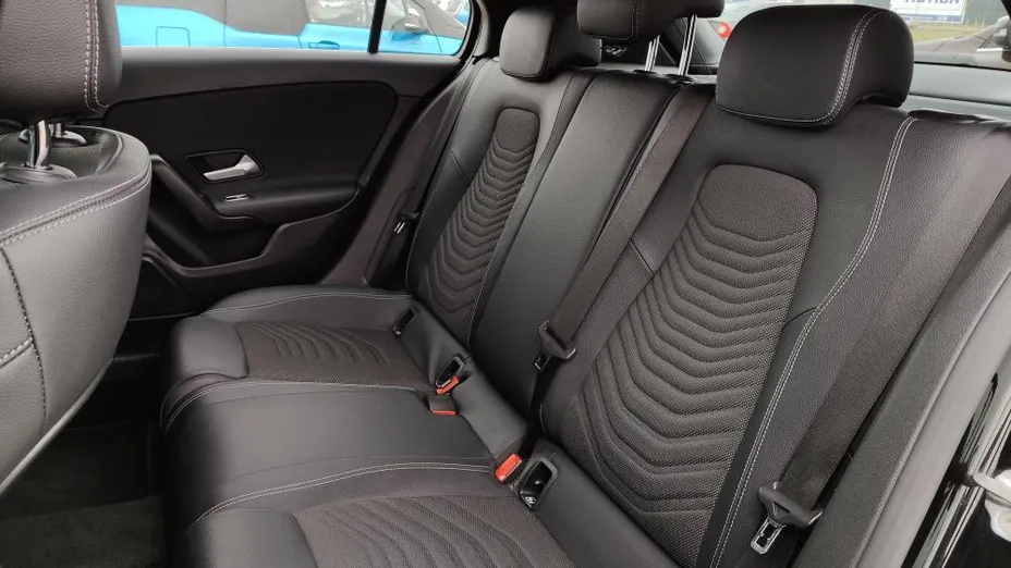 MERCEDES-BENZ A Klasa A 200 d Progressive 8G-DCT