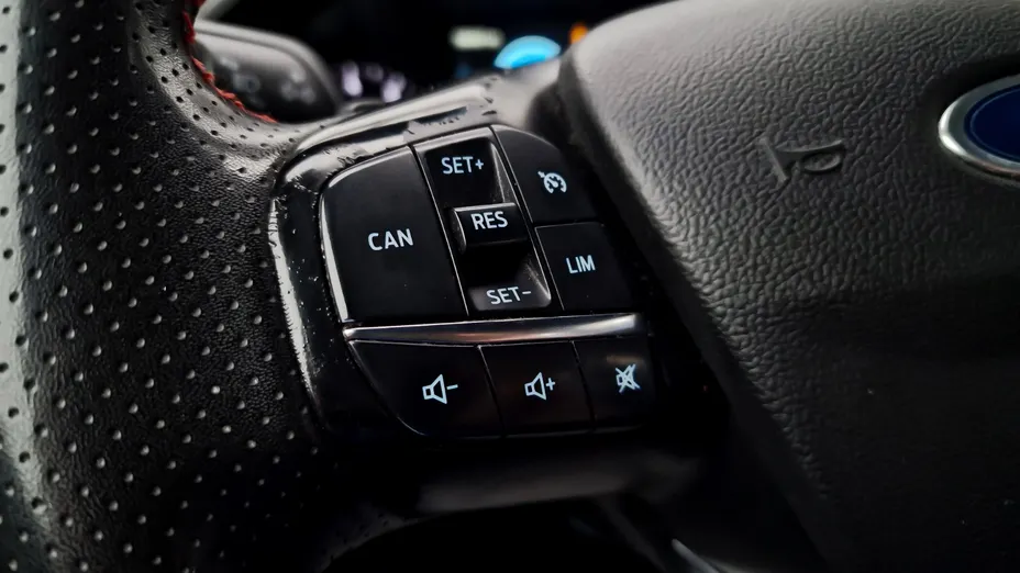 FORD Focus Focus 1.5 EcoBoost ST-Line aut