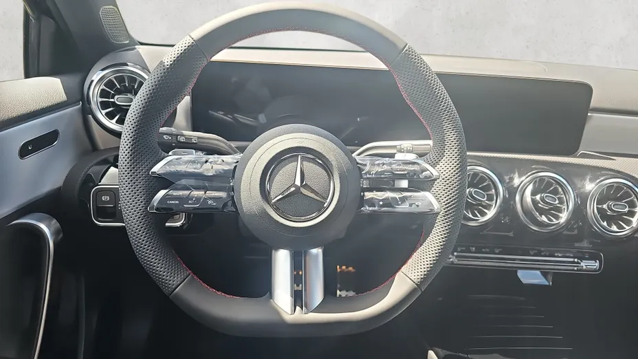 MERCEDES-BENZ A Klasa A 220 4-Matic AMG Line 8G-DCT Nowy