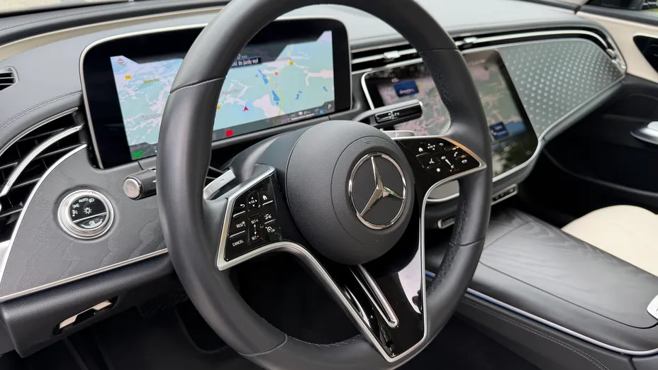 MERCEDES-BENZ E Klasa E 300 e Avantgarde