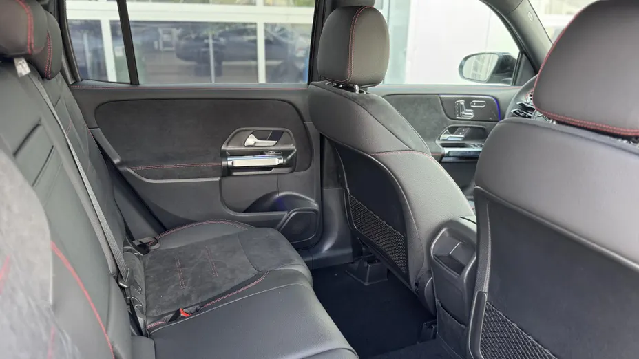 MERCEDES-BENZ GLB GLB 200 mHEV AMG Line 7G-DCT Nowy