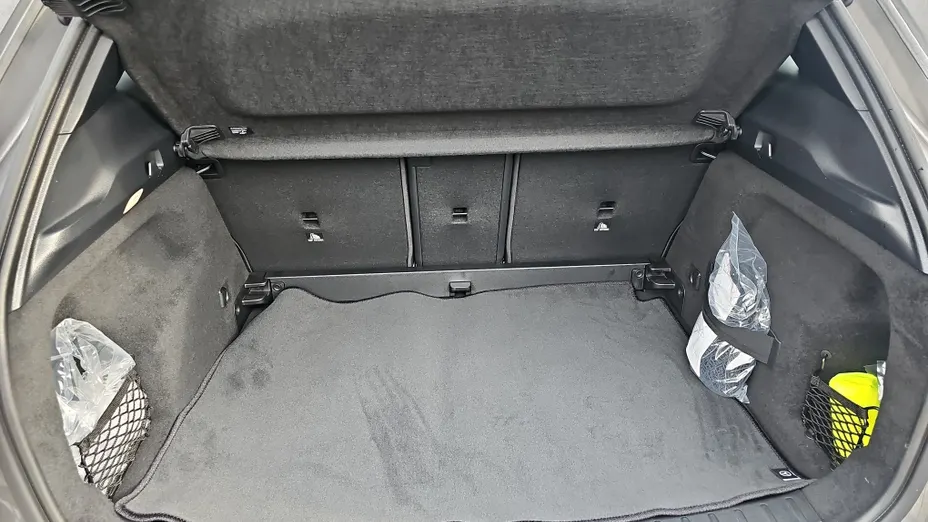 MERCEDES-BENZ GLA GLA 200 AMG Line Nowy