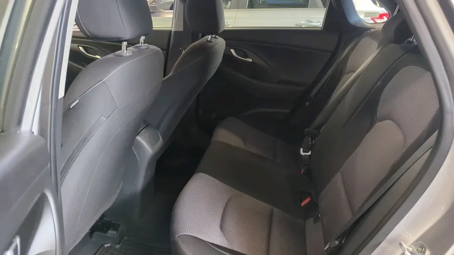 HYUNDAI i30 i30 1.5 DPI Modern