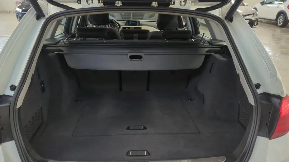 BMW Seria 3 318i GPF aut