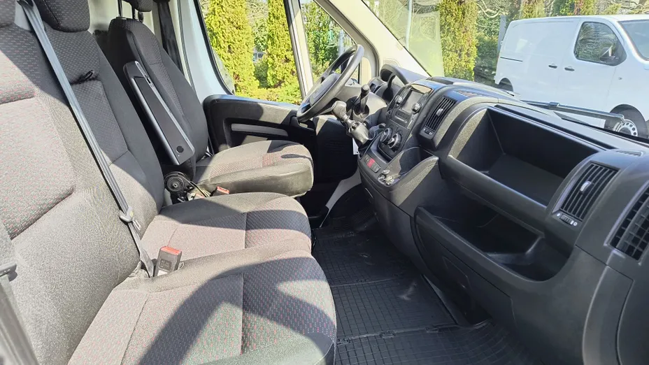 PEUGEOT Boxer Boxer 335 BlueHDi L3 Premium