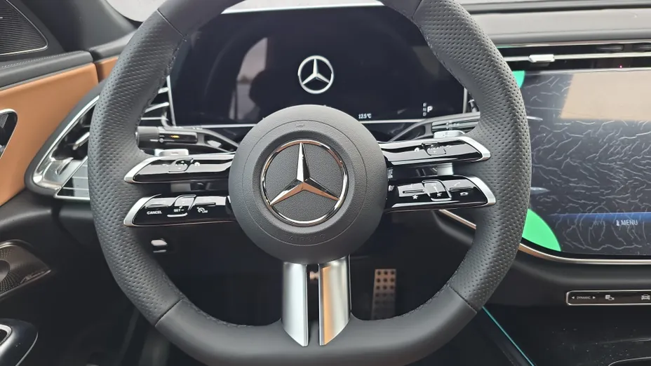 MERCEDES-BENZ E Klasa E 200 mHEV AMG 9G-Tronic Nowy