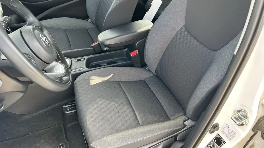 TOYOTA Yaris Yaris Hybrid 1.5 Comfort