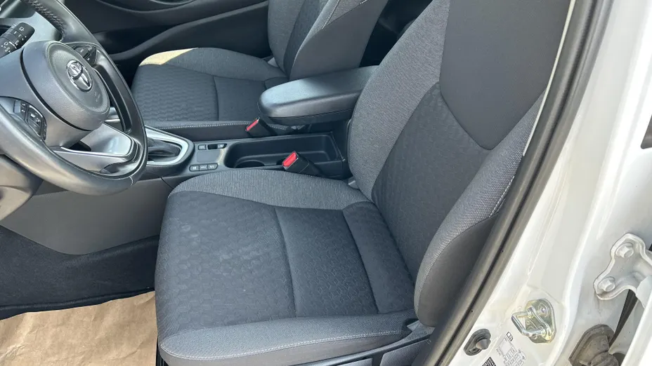 TOYOTA Yaris Yaris Hybrid 1.5 Comfort