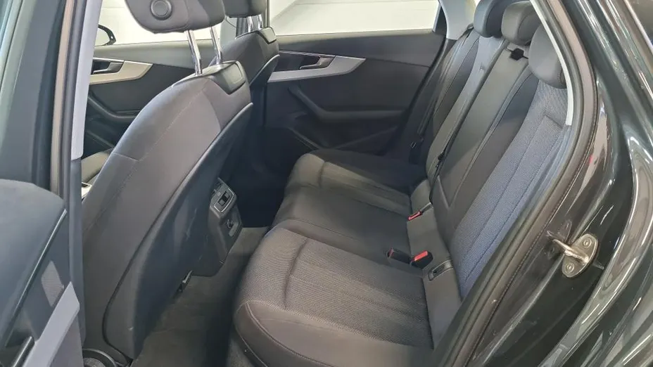 AUDI A4 A4 35 TFSI mHEV Advanced S tronic