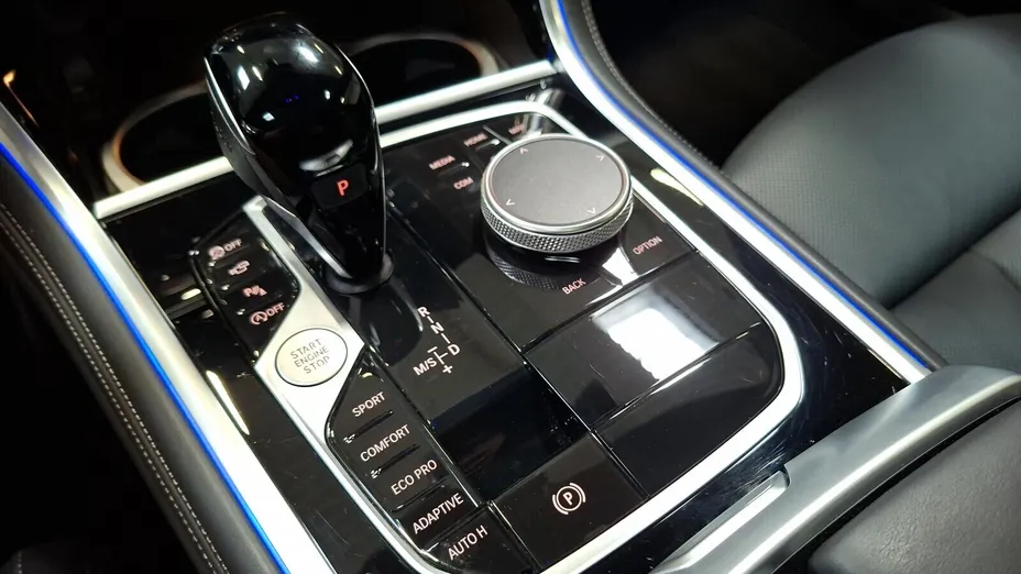 BMW Seria 8 M850i xDrive