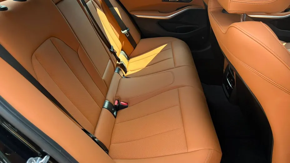 BMW Seria 3 318i M Sport aut