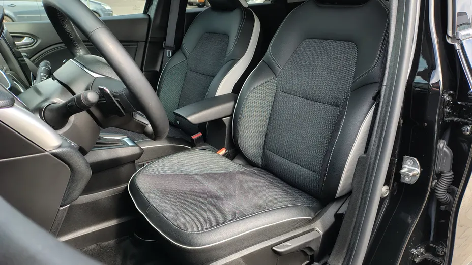 RENAULT Captur Captur 1.3 TCe mHEV Techno EDC