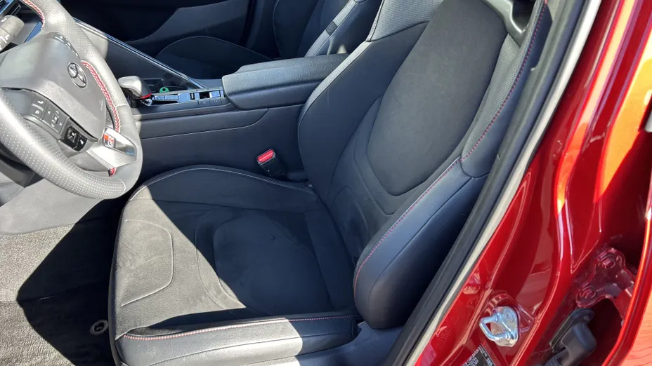 TOYOTA C-HR C-HR 2.0 PHEV Dynamic Force GR Sport