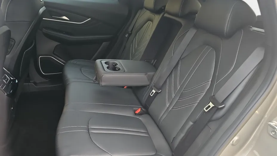 FORTHING T-Five T-Five 1.5T HEV DCT Nowy