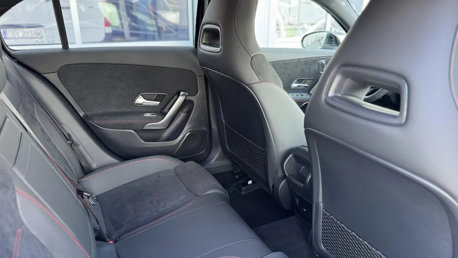 MERCEDES-BENZ A Klasa A 200 d AMG Line 8G-DCT Nowy