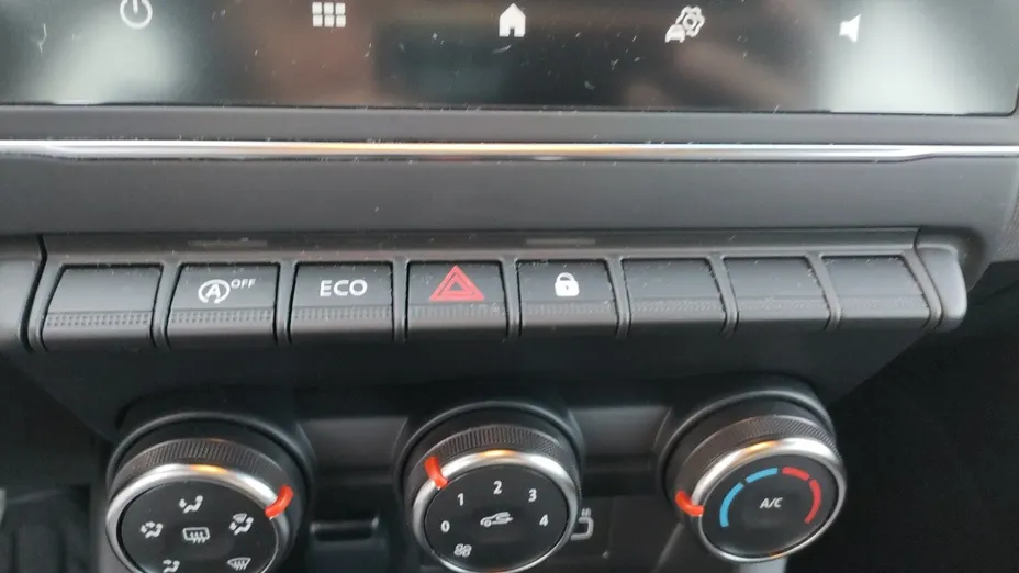 RENAULT Clio -