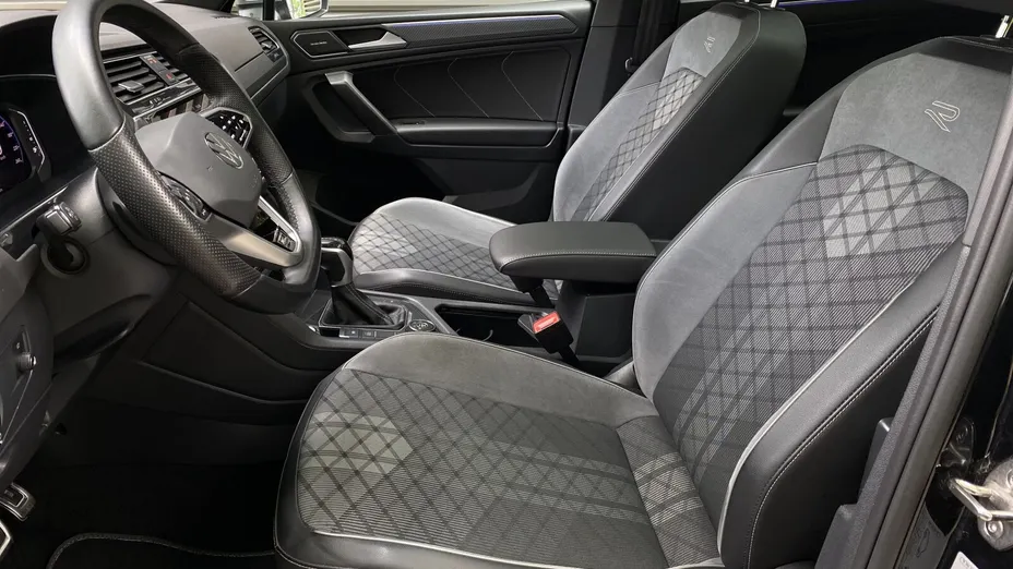 VOLKSWAGEN Tiguan Allspace -