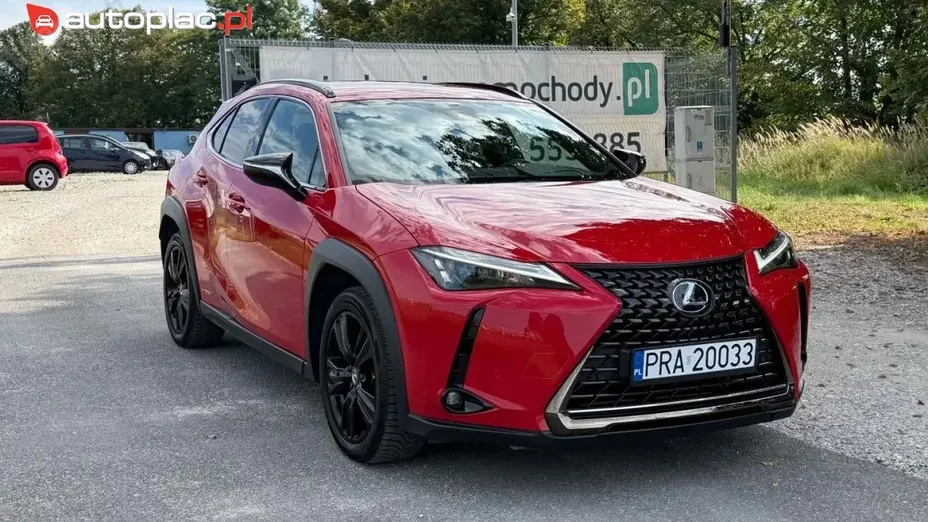 LEXUS UX -
