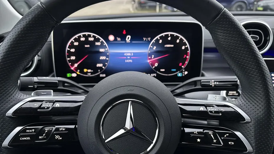 MERCEDES-BENZ C Klasa C 180 mHEV AMG