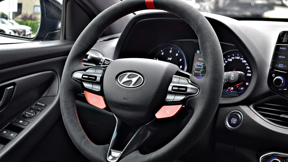 HYUNDAI i30 i30 2.0 T-GDI N Performance