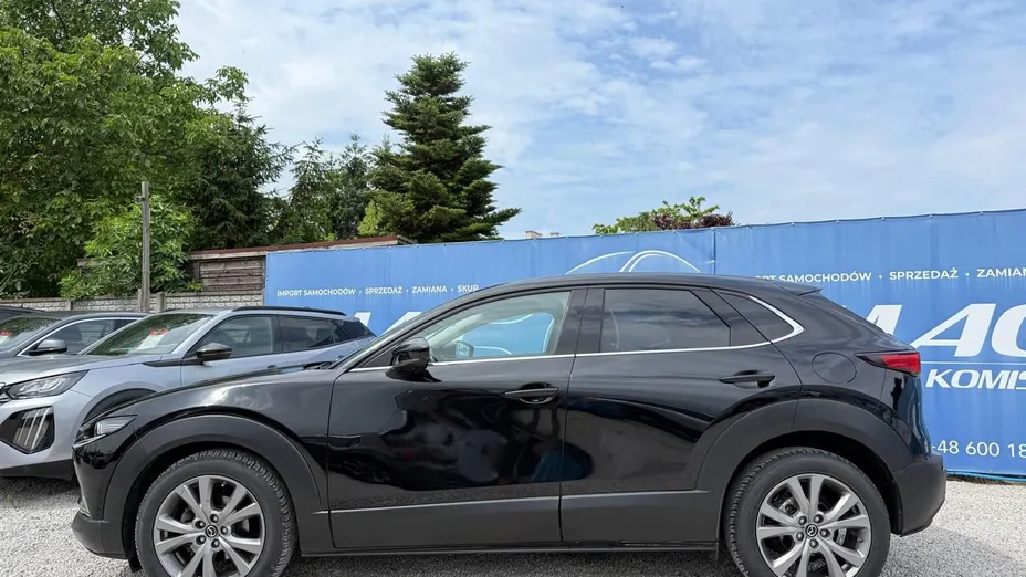 MAZDA CX-30 -