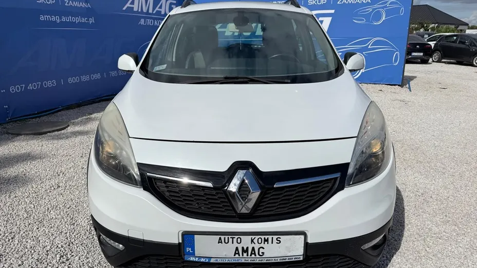 RENAULT Scenic -