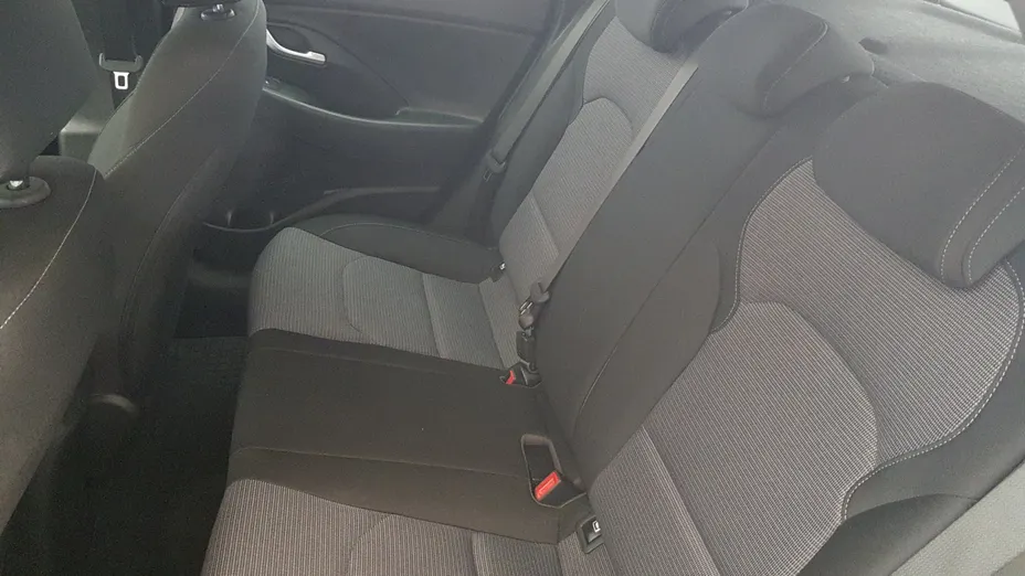 HYUNDAI i30 i30 1.0 T-GDI Modern