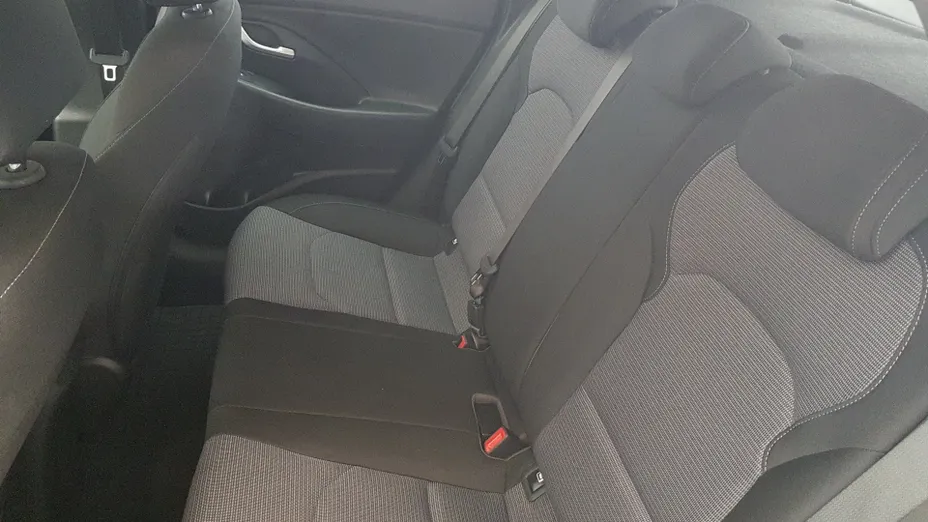 HYUNDAI i30 i30 1.0 T-GDI Modern