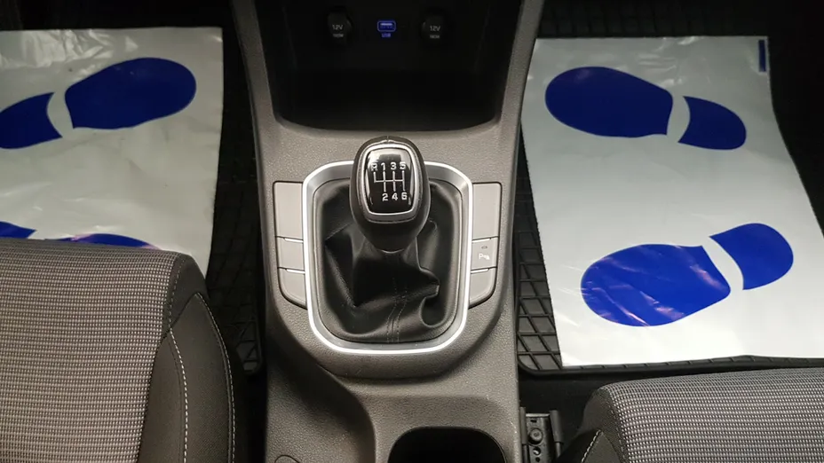 HYUNDAI i30 i30 1.0 T-GDI Modern