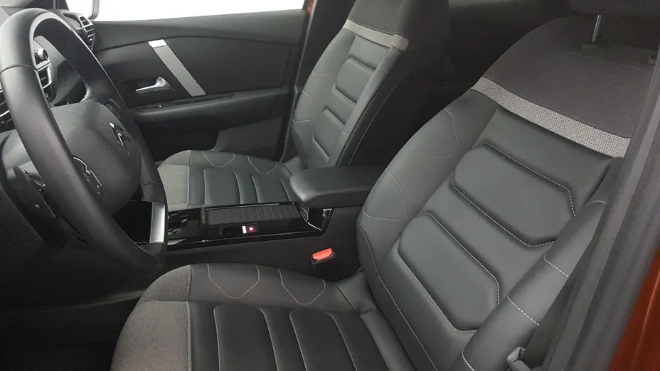CITROEN C4 C4 1.2 PureTech Shine S&S EAT8