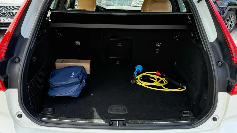 VOLVO XC60 XC60 T8 AWD Plug-In Hybrid Inscription aut