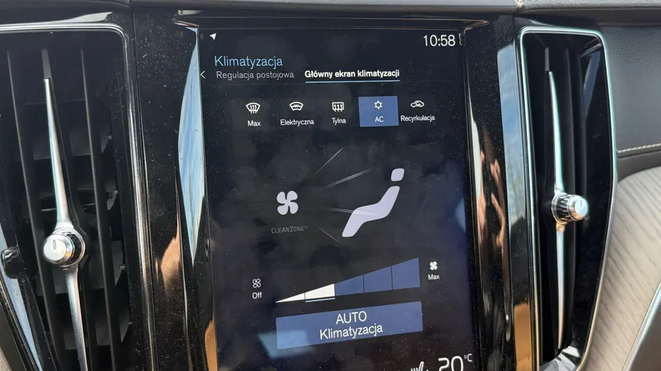 VOLVO XC60 XC60 T8 AWD Plug-In Hybrid Inscription aut