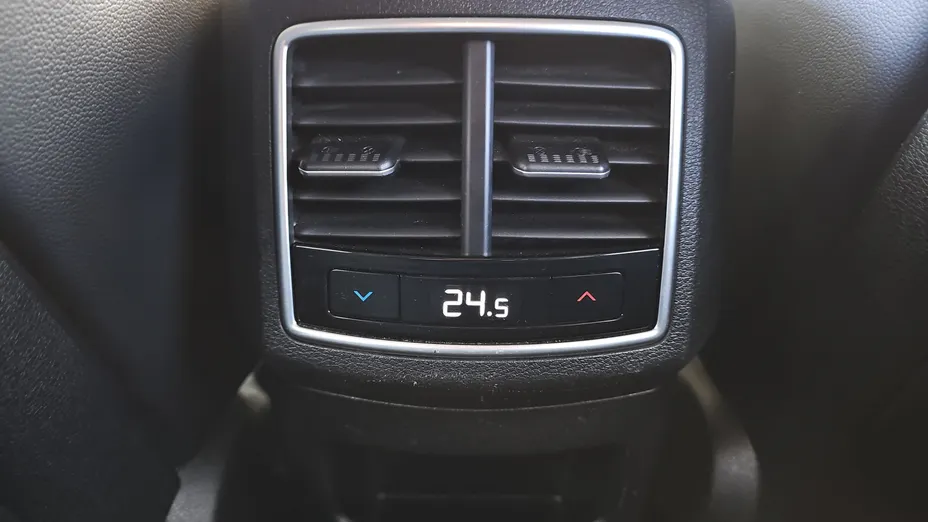 KIA Sportage Sportage 1.6 T-GDI HEV Business Line 4WD aut