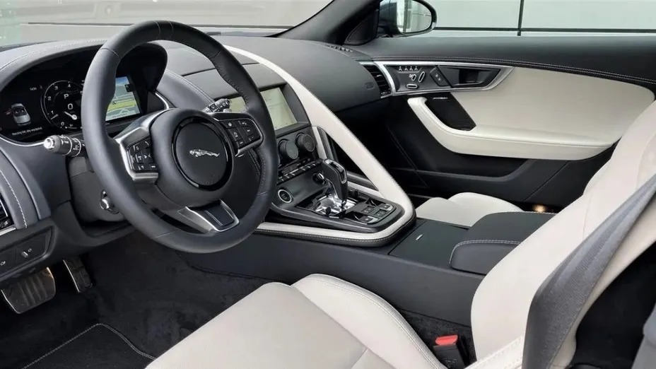 JAGUAR F-Type F-Type 2.0 Turbo R-Dynamic aut