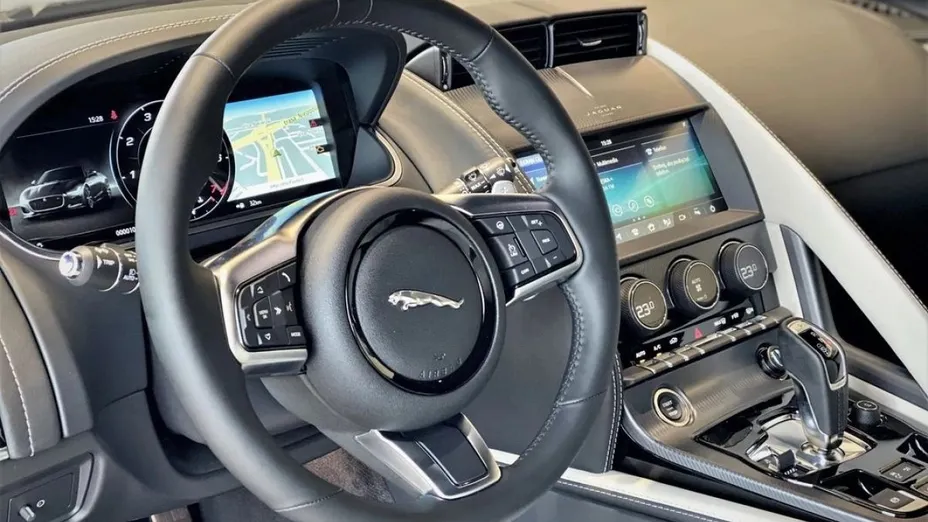 JAGUAR F-Type F-Type 2.0 Turbo R-Dynamic aut