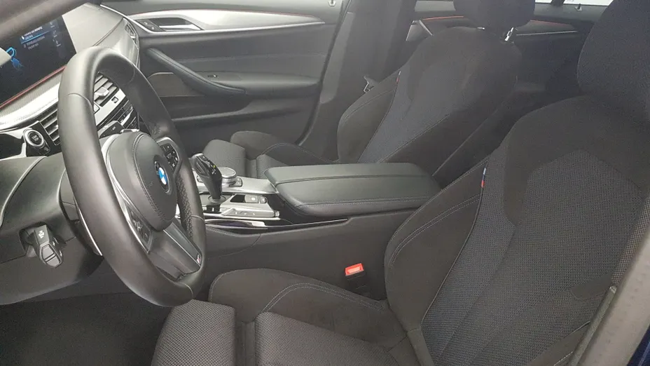 BMW Seria 5 530e iPerformance xDrive M Sport sport-aut