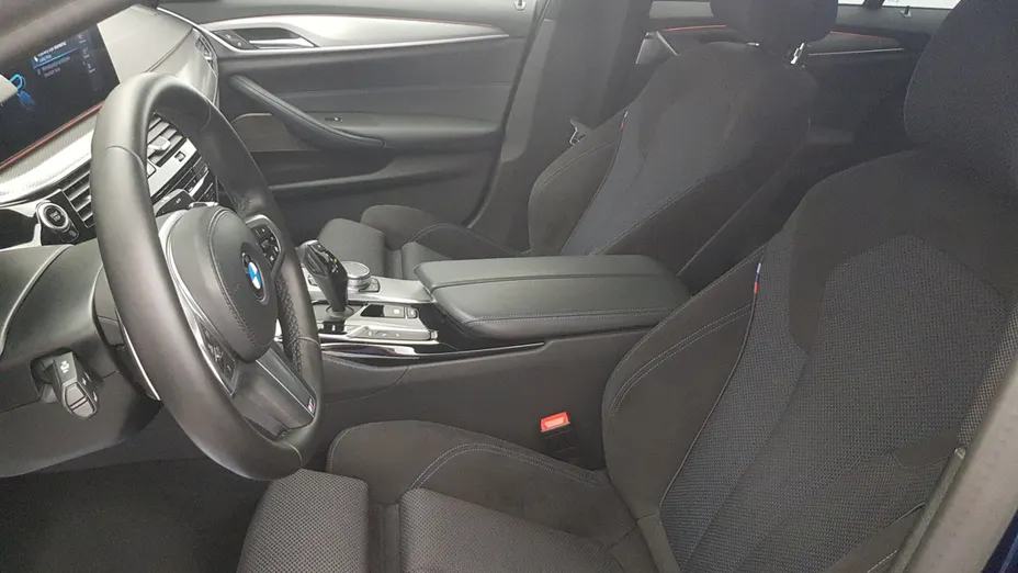 BMW Seria 5 530e iPerformance xDrive M Sport sport-aut