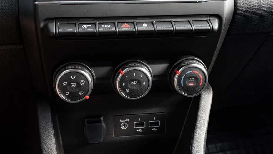 RENAULT Clio Clio 1.0 TCe Equilibre