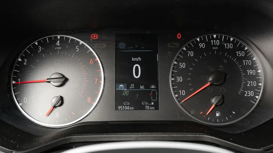 RENAULT Clio Clio 1.0 TCe Equilibre